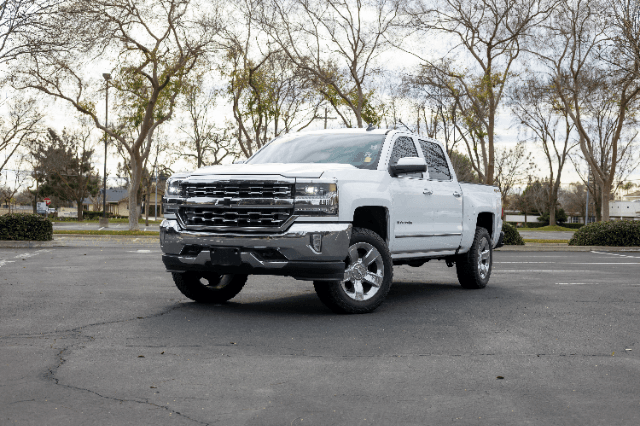 Unmatched Performance and Style: 2016 Chevrolet Silverado 1500 Crew Cab LTZ