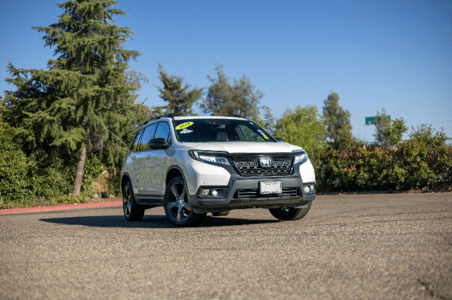 Explore the Versatile 2019 Honda Passport Elite Sport Utility 4D