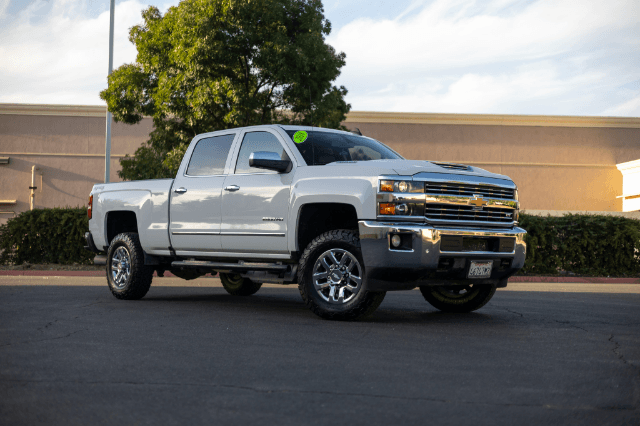 2016 Chevrolet Silverado 1500 Crew Cab LTZ: The Ultimate Used Pickup for All Your Needs